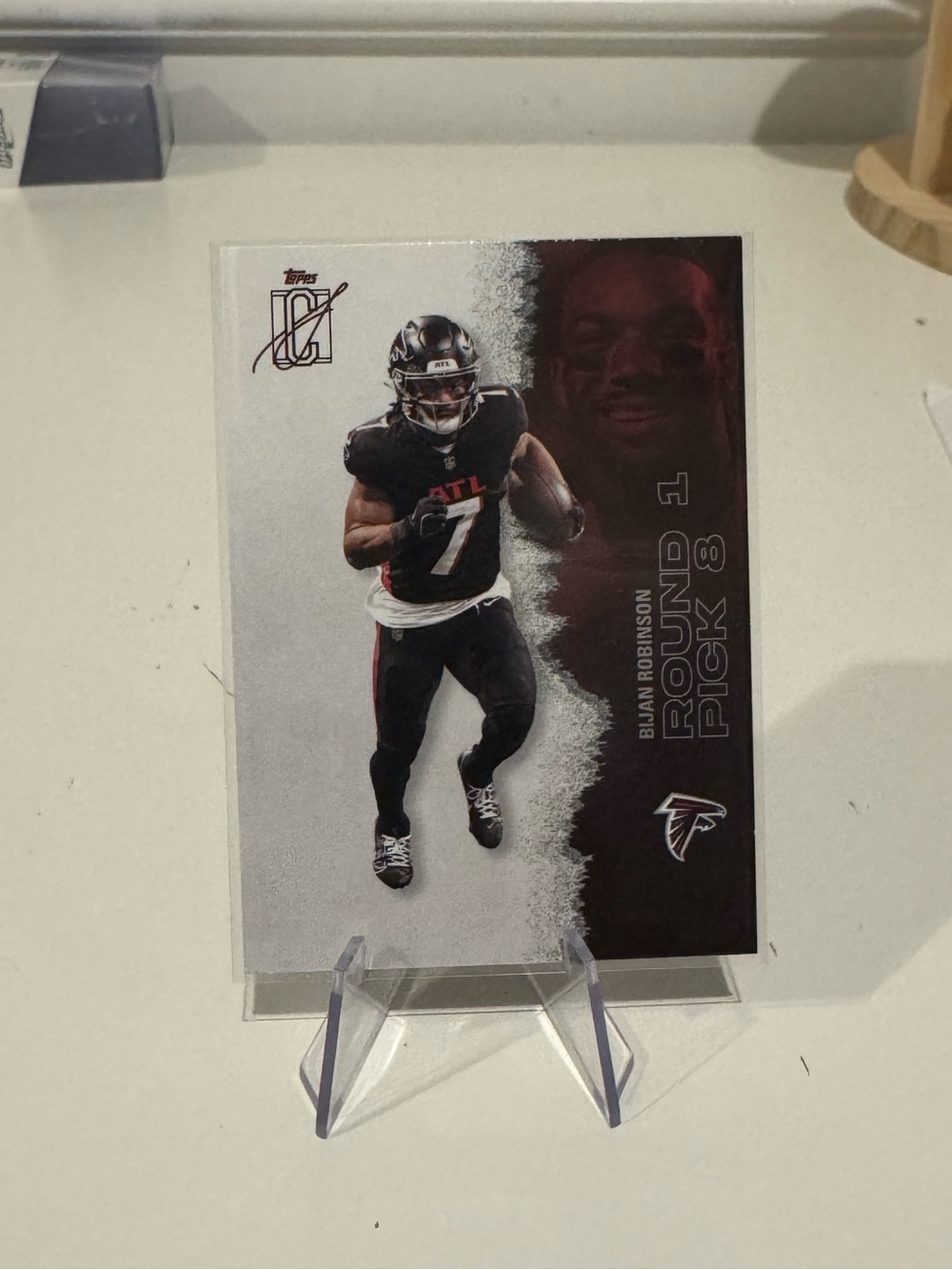 🔥 2025 Bijan Robinson Topps Signature Round 1 Pick 8 Card. #falcons